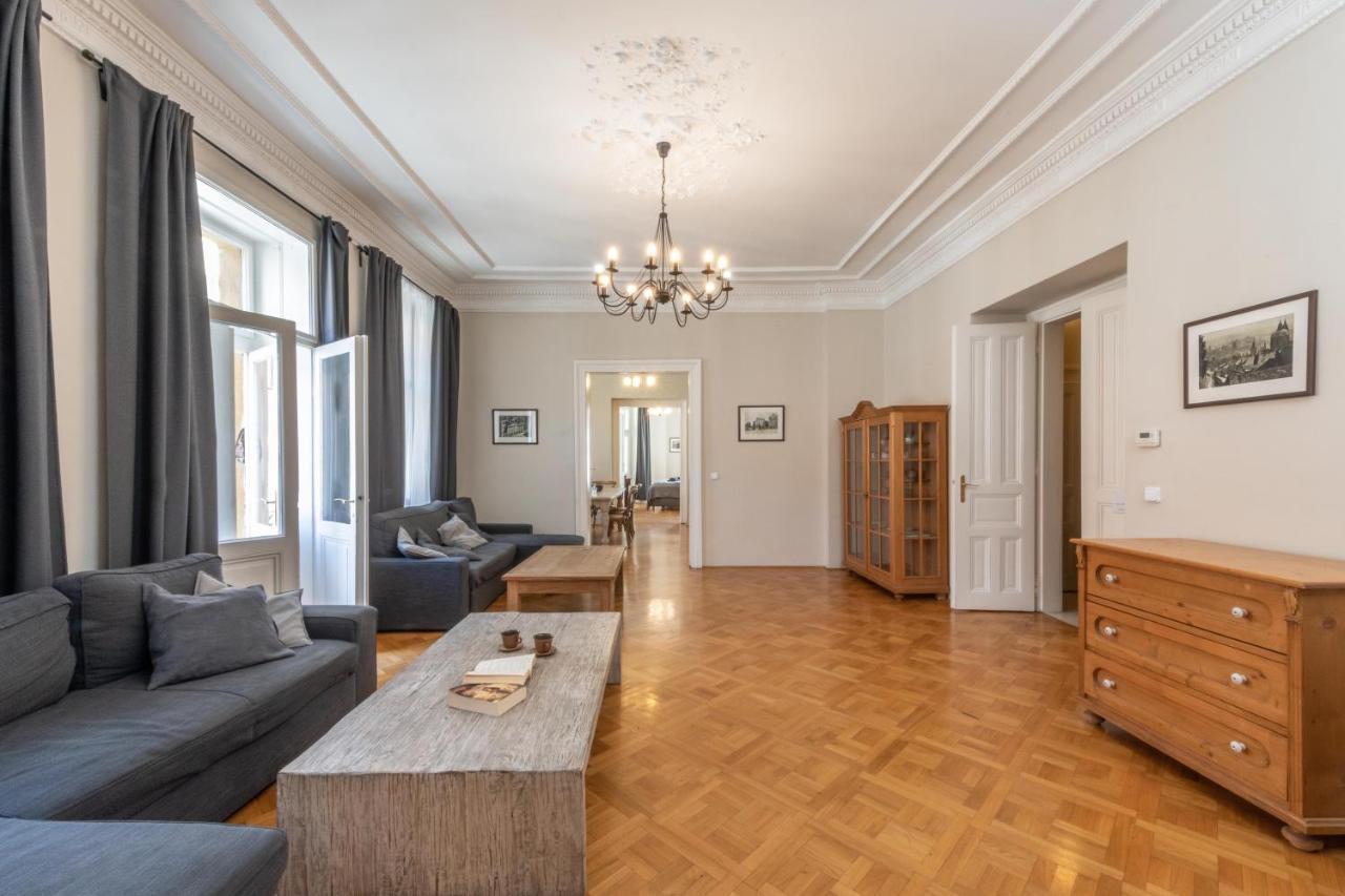 Liliova Apartments Прага Экстерьер фото