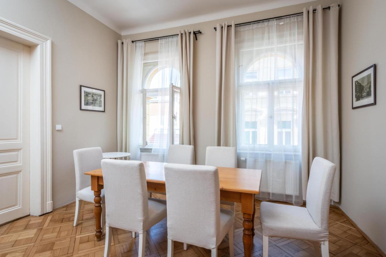 Liliova Apartments Прага Экстерьер фото