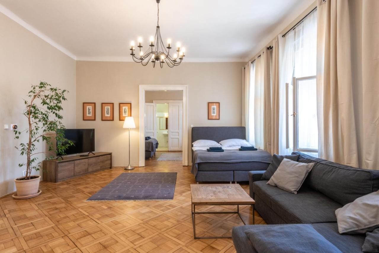 Liliova Apartments Прага Экстерьер фото