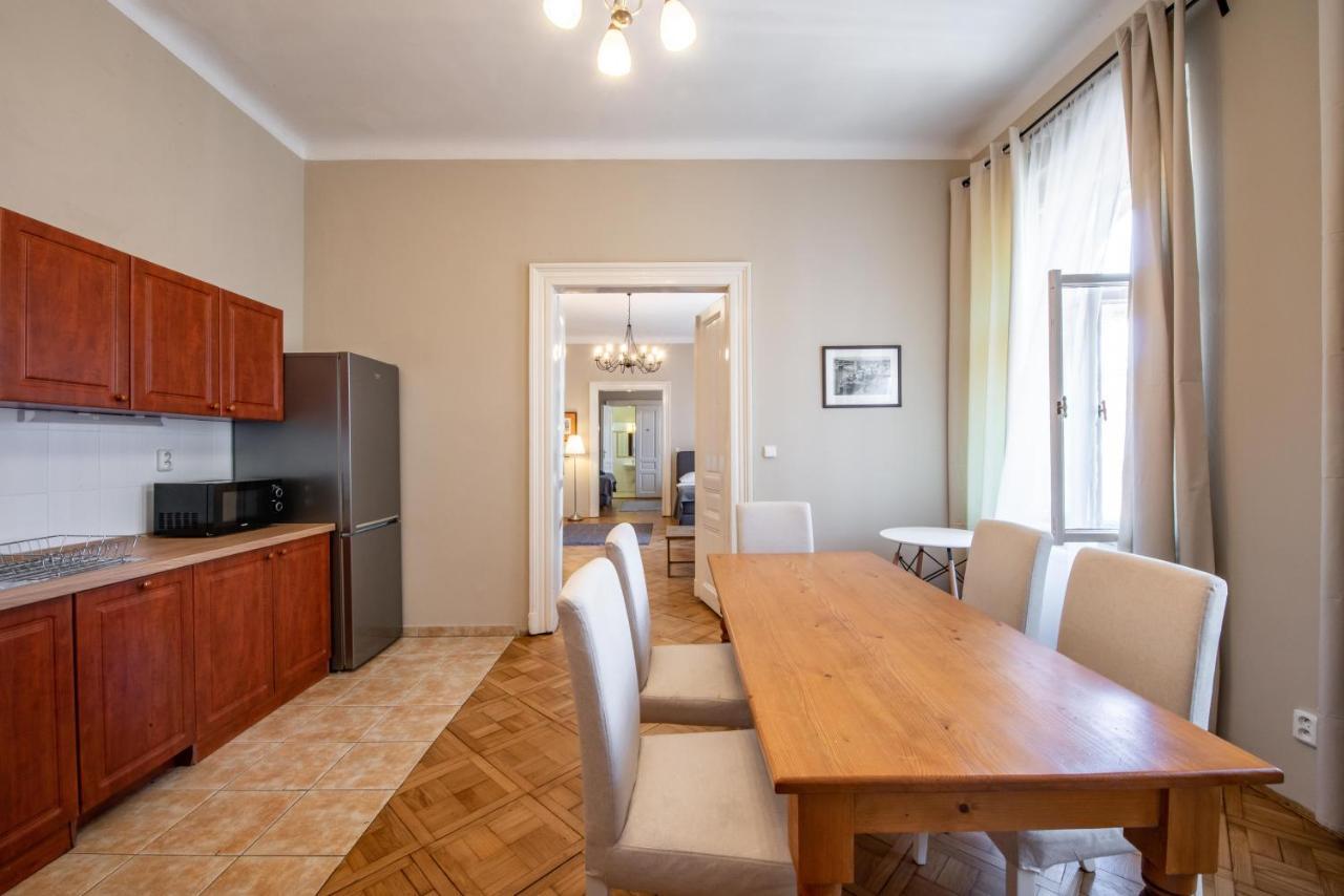 Liliova Apartments Прага Экстерьер фото