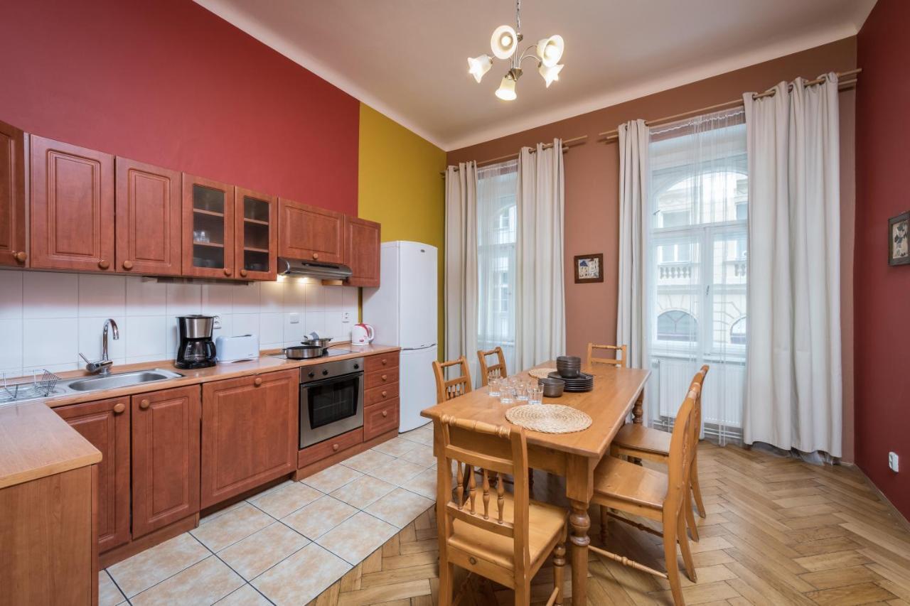 Liliova Apartments Прага Экстерьер фото