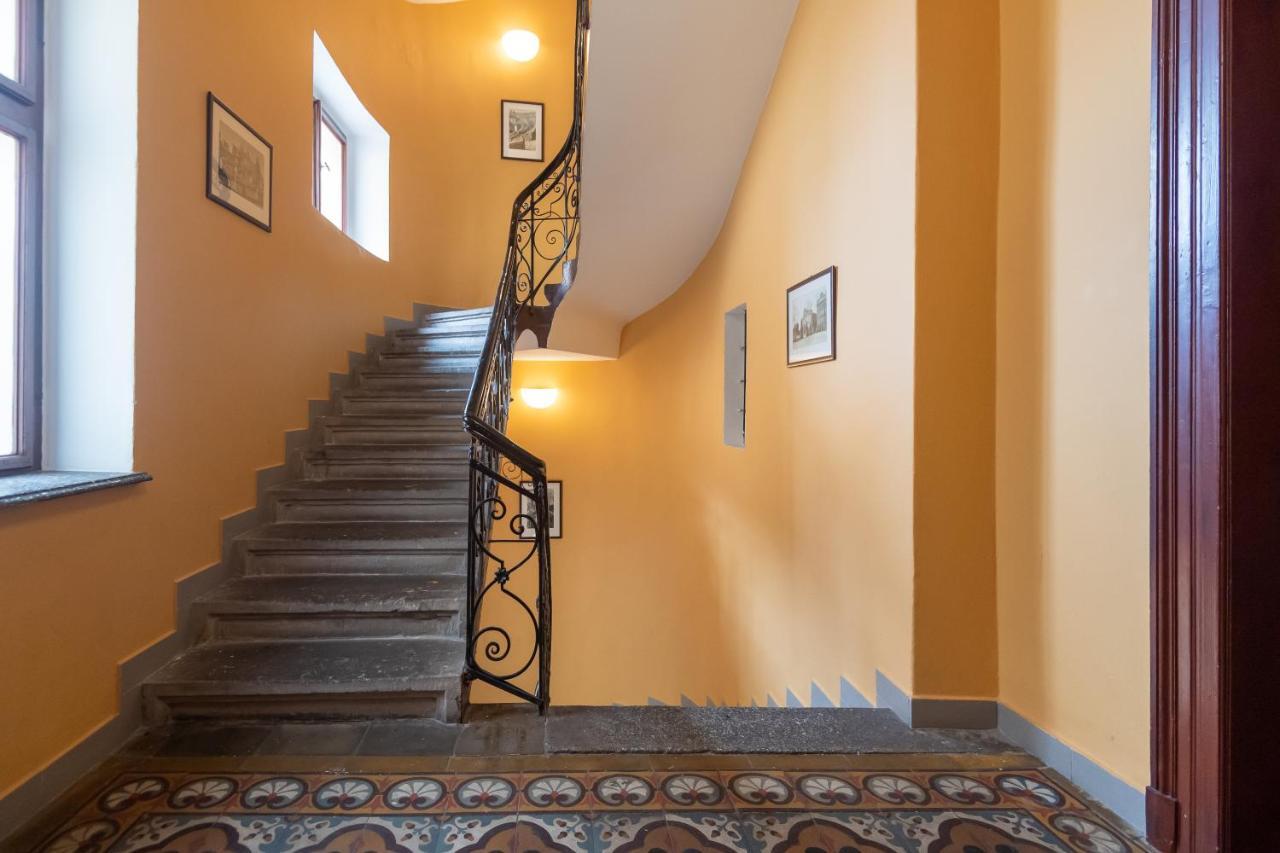 Liliova Apartments Прага Экстерьер фото